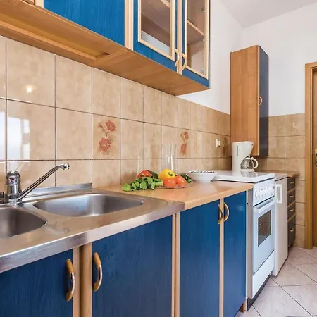 Gorgeous In With Kitchen Apartment Lovran
